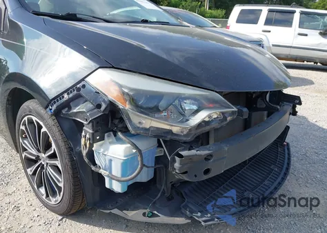 2015 Toyota Corolla S Premium z USA, uszkodzony, nr VIN 2T1BURHE6FC381868